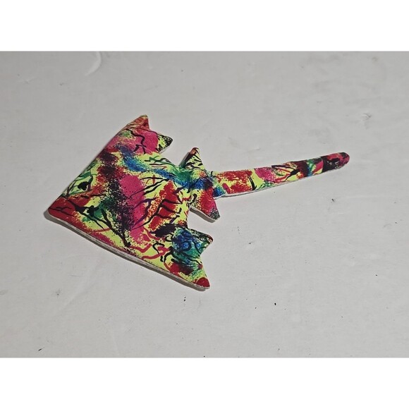 Vintage 1990s Sand Filled Animal Sting Ray Tie Dye Unique - Picture 1 of 13